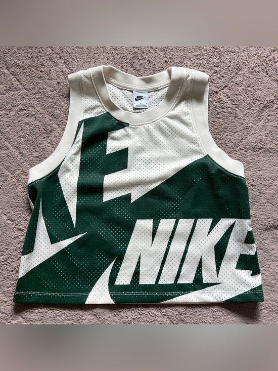 Nike Tops - Nike Air Mesh Tank Sporty Workout Athletic Gym Running Yoga Pilates Sz M